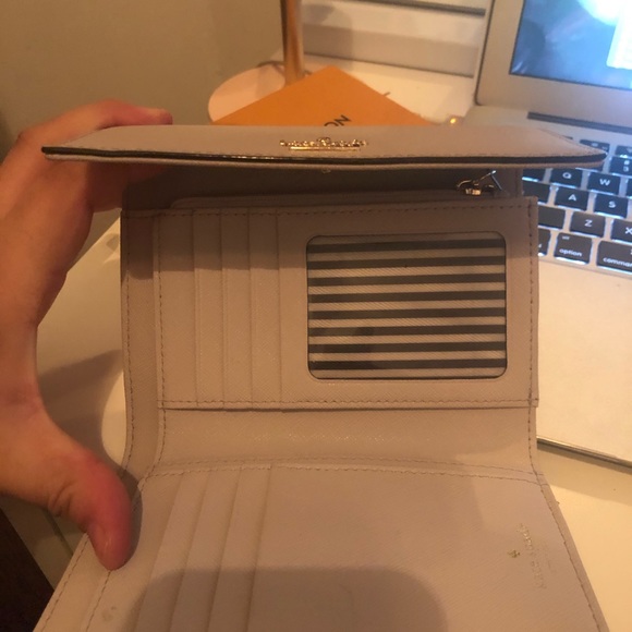 Kate Spade Wallet - Picture 3 of 5